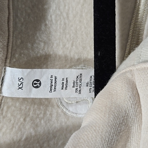 Lululemon scuba - Picture 2 of 4